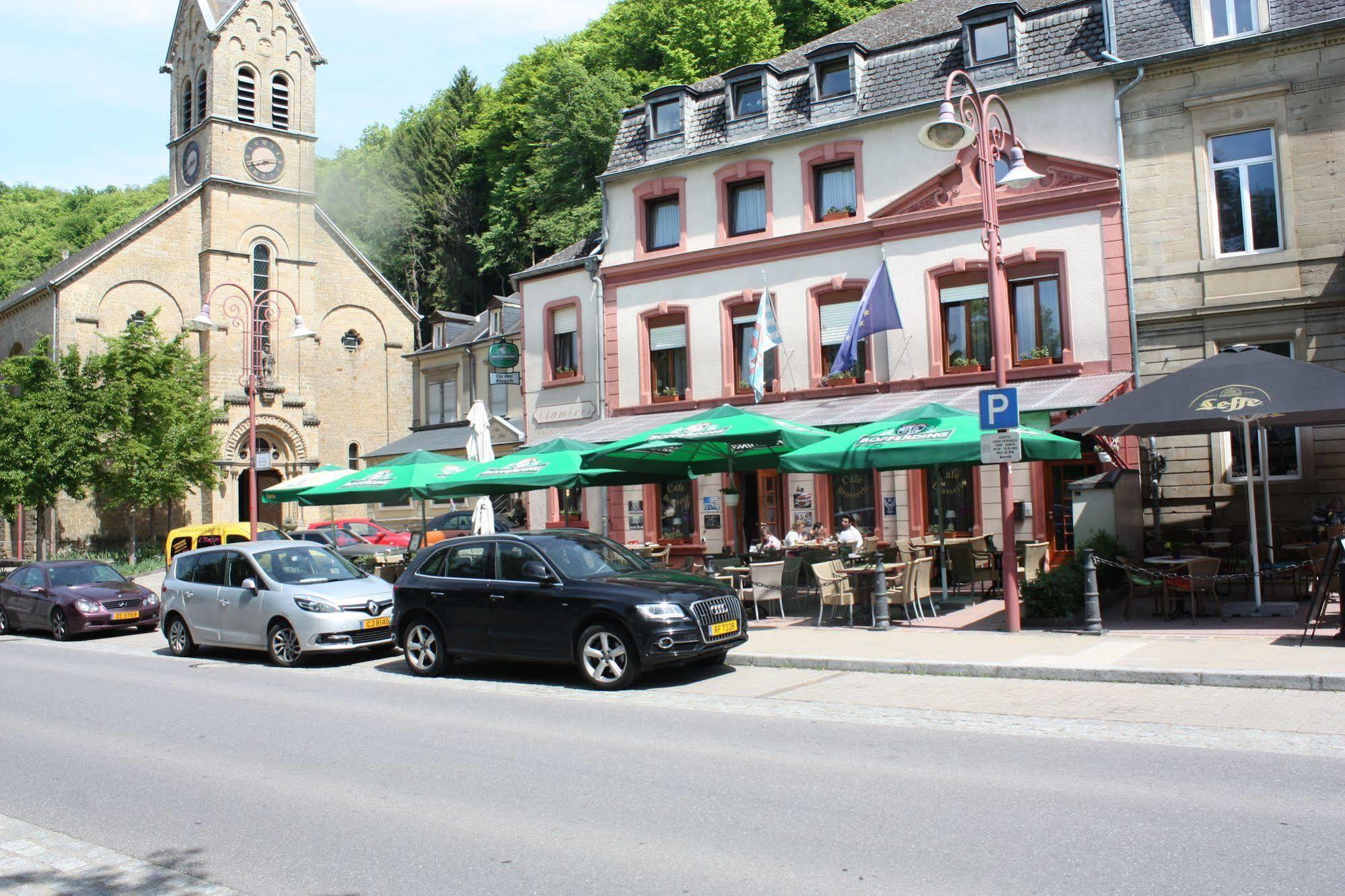 Hotel Op Der Bleech Larochette Exterior foto